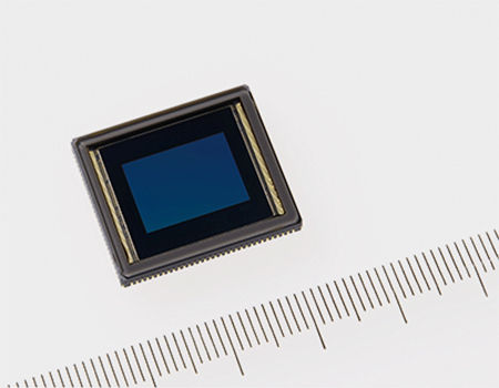 夏普推出1200万像素4K相机传感器，定价约1200元